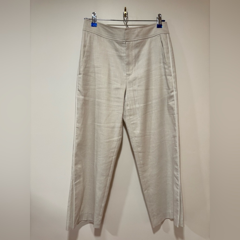 Club Monaco Cream linen blend pants. Size 2. Straight leg